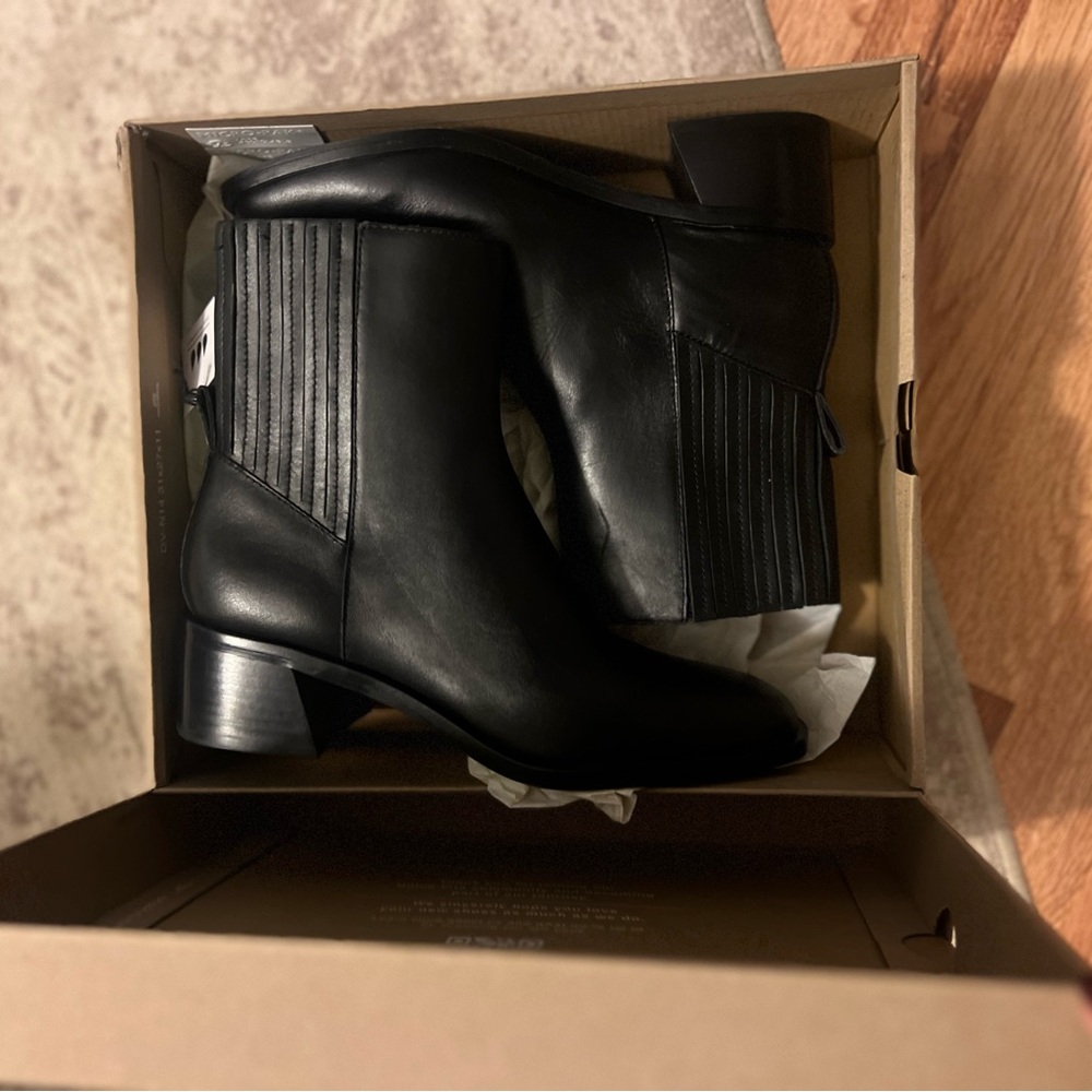 Dolce Vita Black Leather Linny H2O Boots